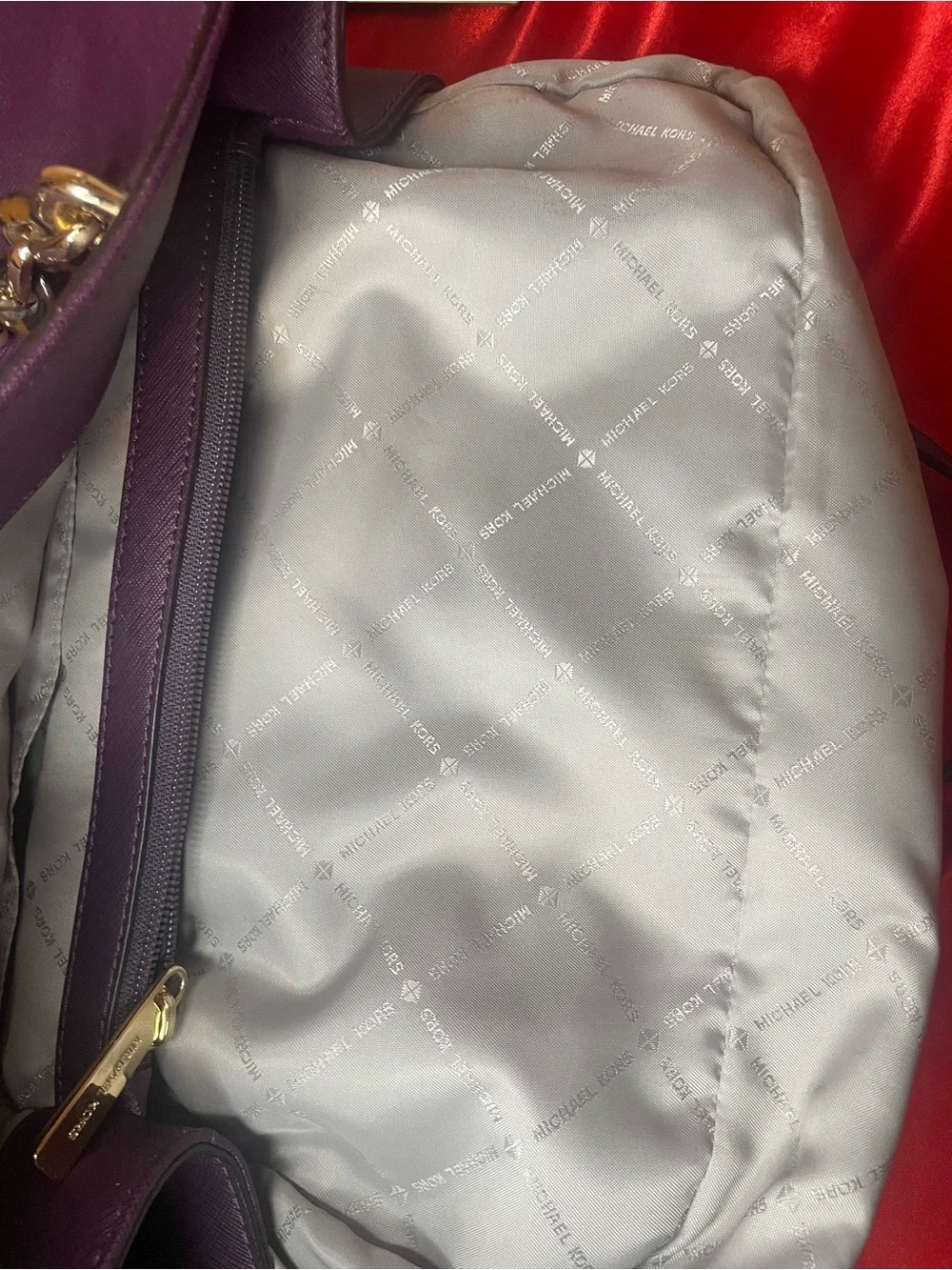 Authentic Michael Kors Purse #0102NCO Cynthia Medium Satchel in plum/dark purple